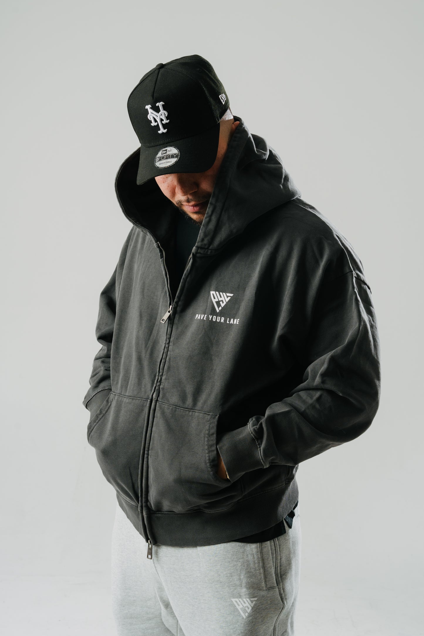 FULL-ZIP HOODIE